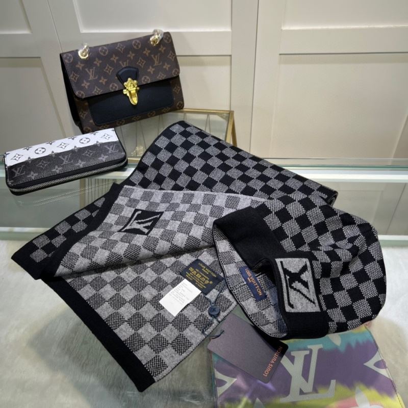 Louis Vuitton Caps Scarfs